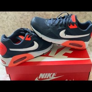 Women’s Nike Air Max IVO